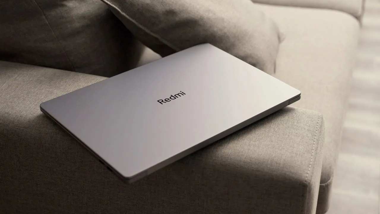 Xiaomi RedmiBook 16 сливают за бесценок на Маркете. Это идеальная альтернатива MacBook Air на Windows