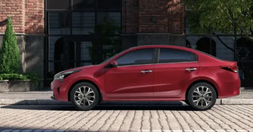 Названа цена Solaris KRS. Это полный клон Kia Rio, но без логотипа корейского бренда