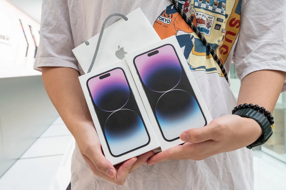 Надо срочно брать iPhone. Чтобы купить по прежней цене, важно успеть до 1 апреля