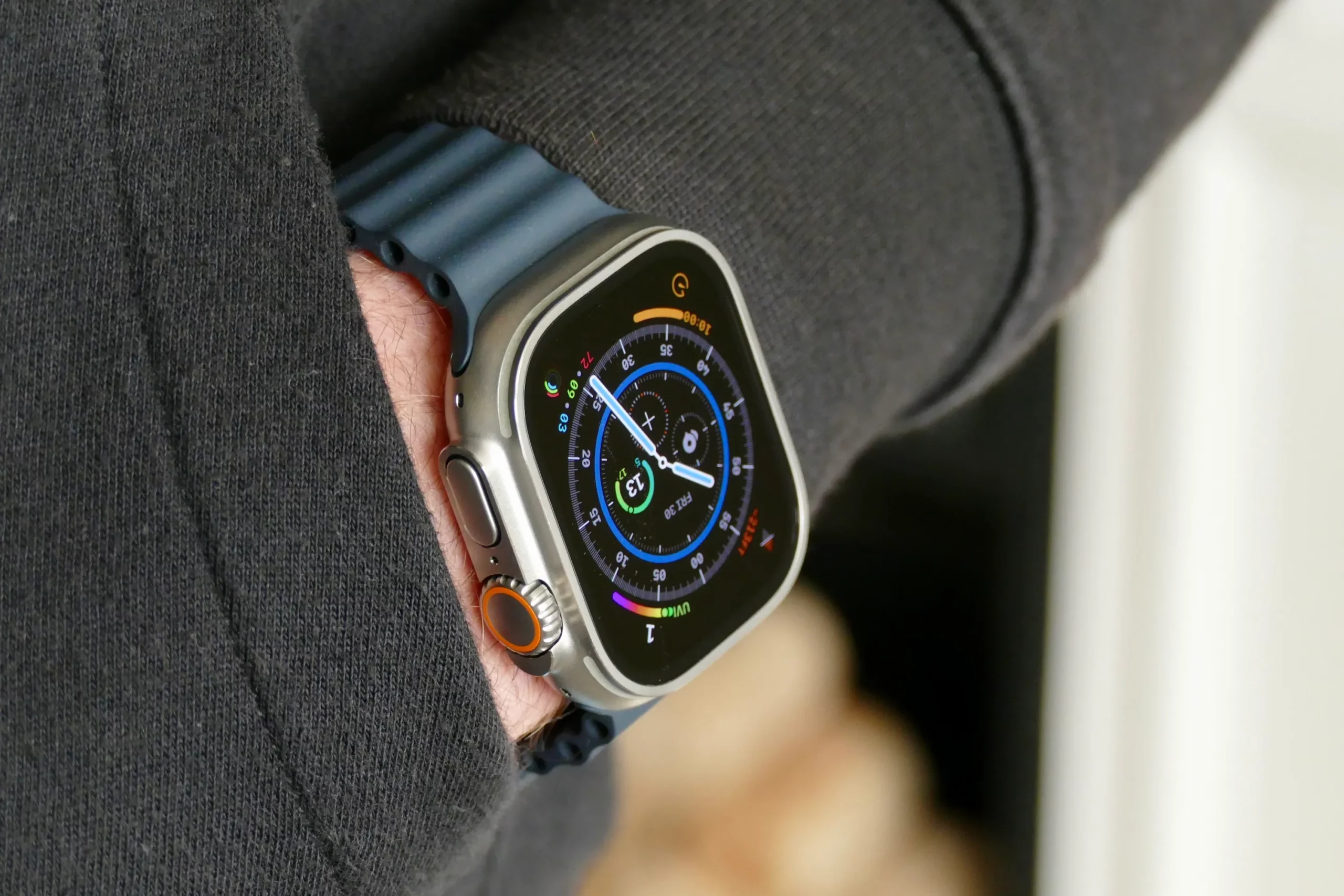 Сколько на самом деле держат заряд Apple Watch Ultra 2?