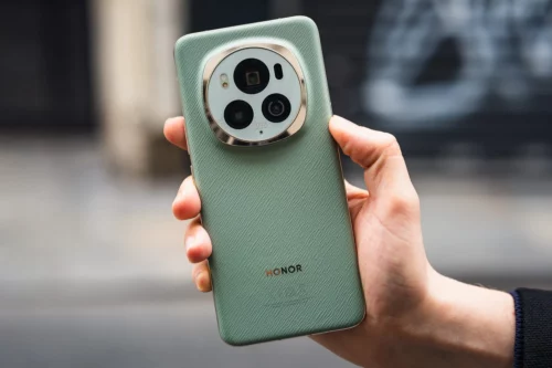Уникальный Honor Magic6 Pro появится в России. Ценник не такой жуткий, как кажется на первый взгляд