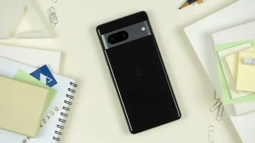 Этот Google Pixel — самый оптимальный камерофон бренда. Его сейчас отдают с неплохой скидкой 