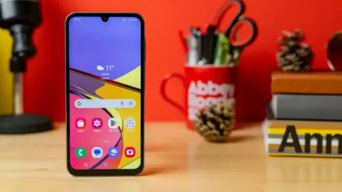 Этот Samsung Galaxy — будущий хит бренда. Его уже можно заказать со скидкой на Маркете