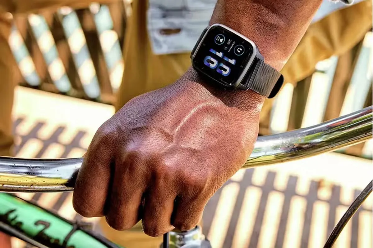 Флагманские смарт-часы Garmin рухнули в цене на Маркете. Они выглядят покруче всяких Apple Watch