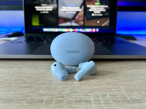 3 лучшие ультрабюджетные гарнитуры. От хитовой Realme до недооцененной Honor
