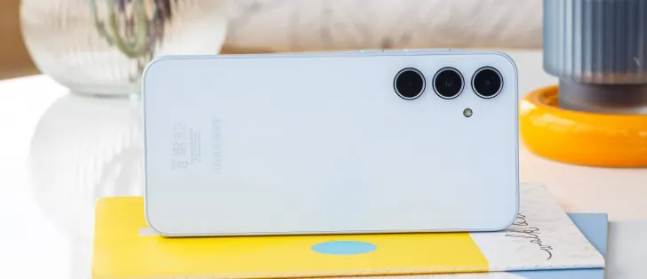 Samsung Galaxy A35 уже обесценился на Маркете. Берем или нет?