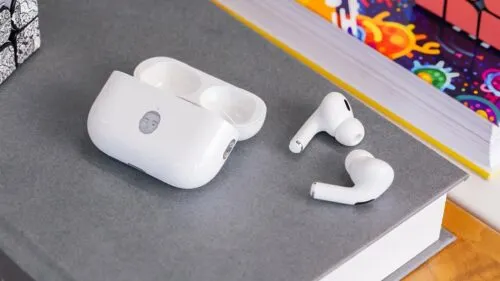 Apple выпустит две новых модели AirPods в 2024 году. Ждать релиза или купить актуальные наушники?