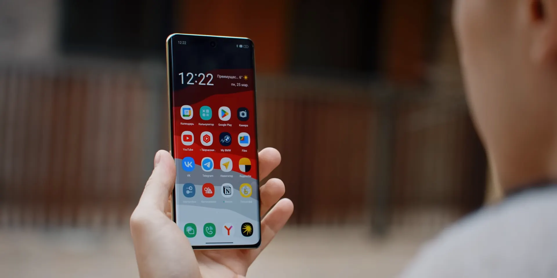Чем удивил Realme 12 Pro+? Отличный дисплей, сносный гейминг и прекрасная камера