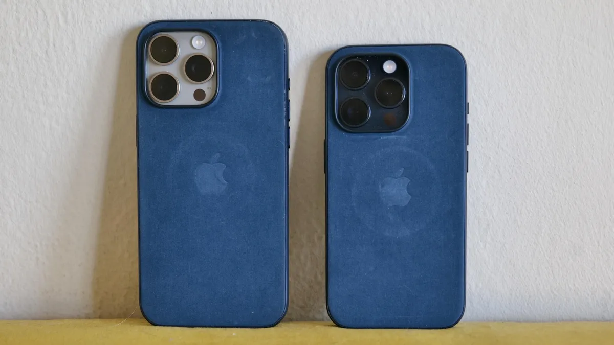 Как выглядит чехол FineWoven для iPhone спустя полгода. Этот аксессуар стоил 8 тысяч рублей