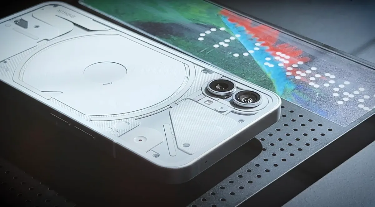 Почему не стоит покупать Nothing Phone? Хейтеры назвали три причины