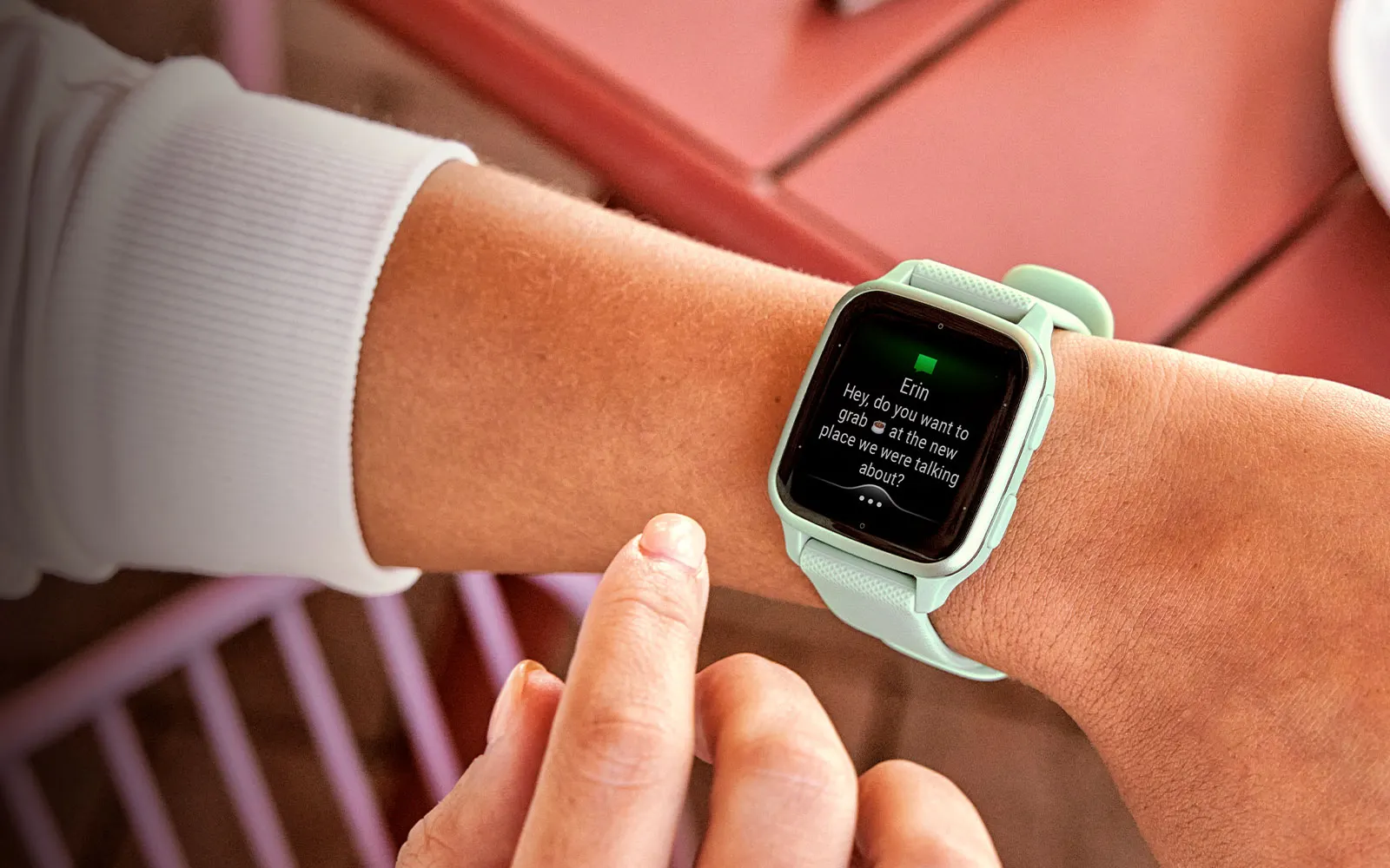 Шикарные часы Garmin сливают со скидкой на Маркете. У них солидный дизайн и куча продвинутых функций