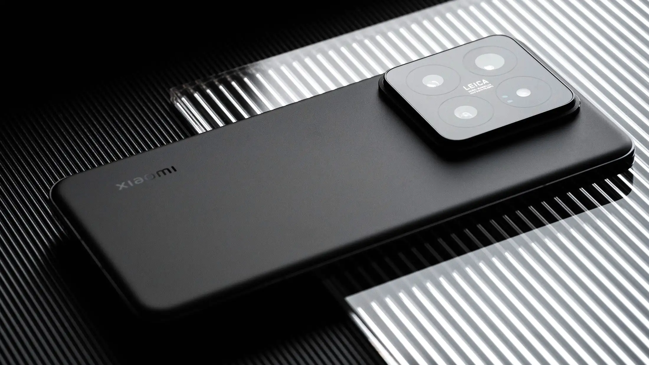 Элитная версия Xiaomi 14 Pro подешевела. За этот прайс – лучший продвинутый камерофон