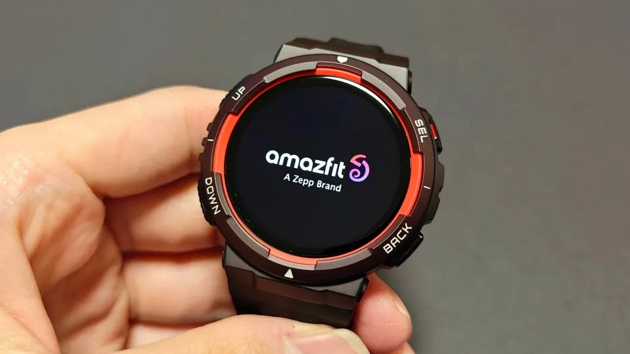 Новые смарт-часы Amazfit только появились в России, но их уже можно урвать со скидкой. У них дизайн от Casio G-Shock и прочнейший корпус