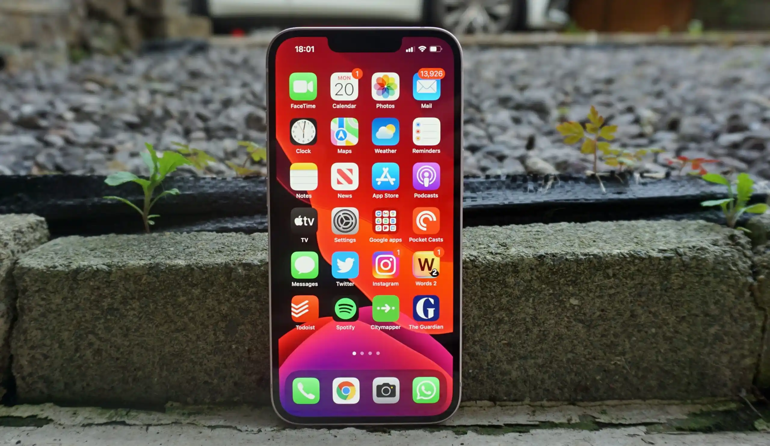 Самое время брать iPhone 13. Эта модель окончательно рухнула в цене