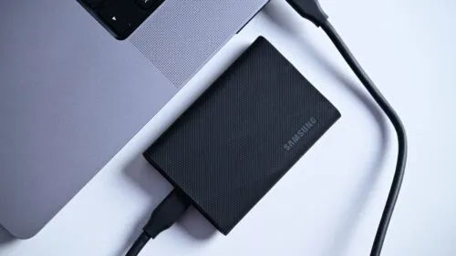 Samsung выпустила нереально быстрый внешний SSD-накопитель. Мы нашли его по самой выгодной цене