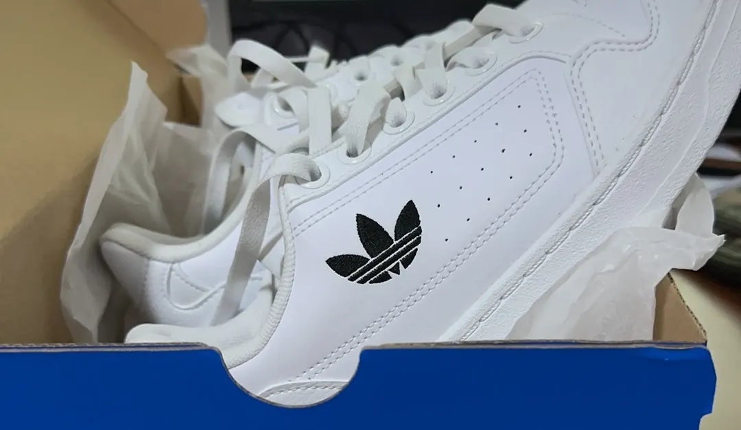 Топовые кроссовки от adidas Originals покорили Joom. За них не придется переплачивать
