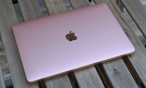 Легендарный MacBook Air обесценился на Маркете. Хватаем, пока он есть в наличии 