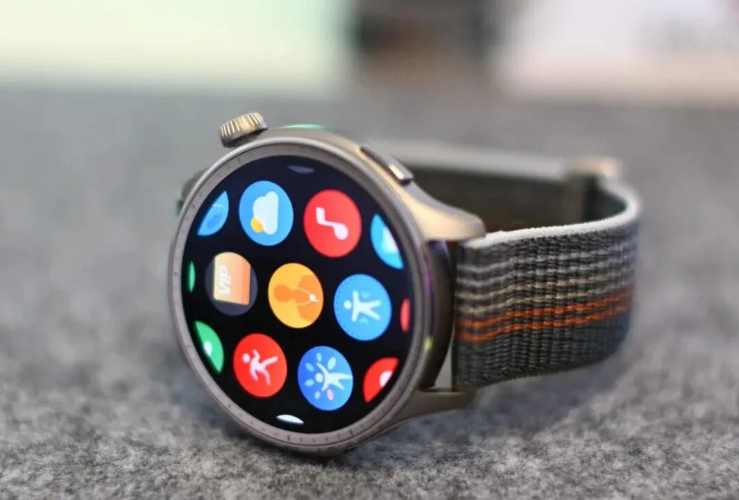 Эти смарт-часы Amazfit — лучшие до 20 тысяч рублей. У них яркий экран, куча полезных фишек и топовая автономность