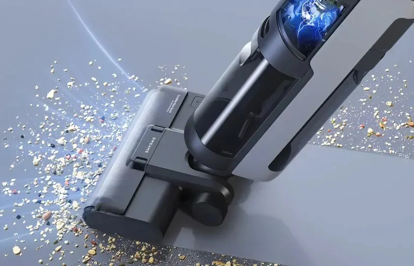 Нашли лучший беспроводной пылесос на распродаже Али. Это мощная модель с продвинутой влажной уборкой