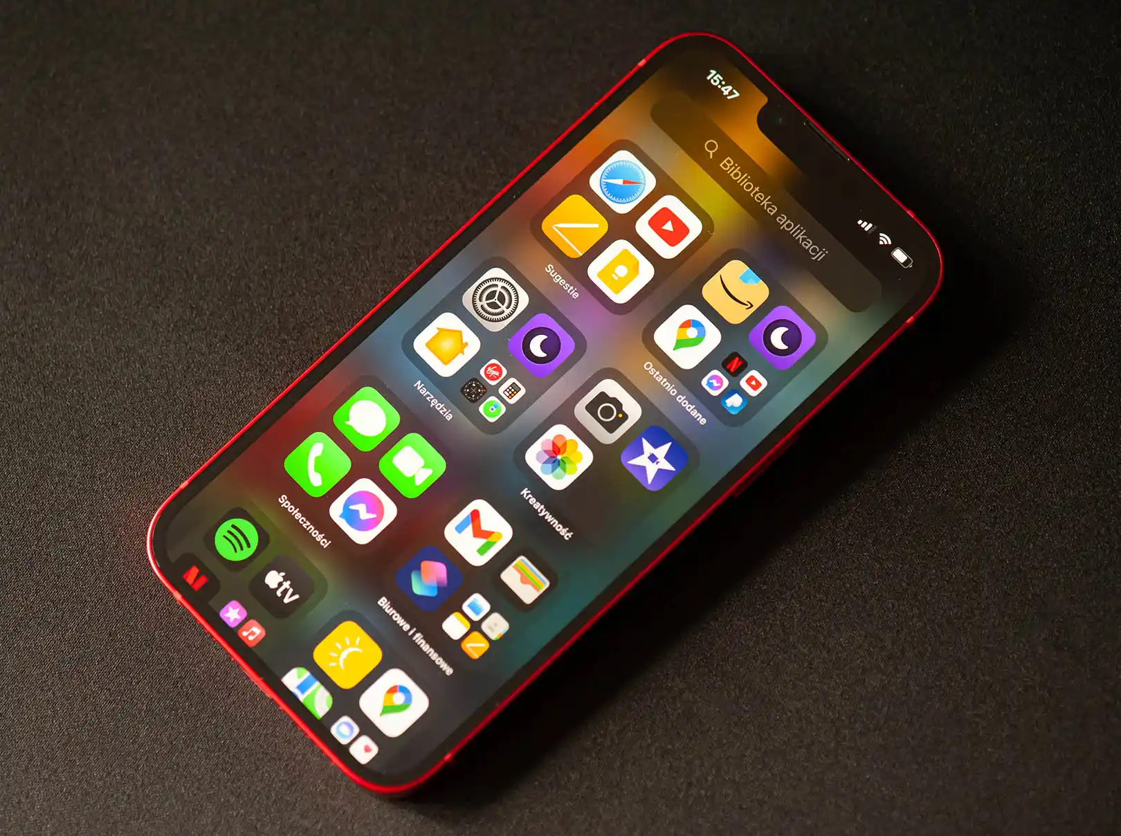 iPhone 13 окончательно подешевел. Это самый выгодный смартфон бренда