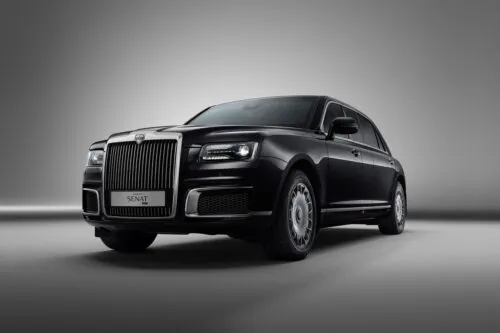 Что не так с самым дорогим автомобилем России Aurus? Водитель президентского кортежа разобрал минусы машины