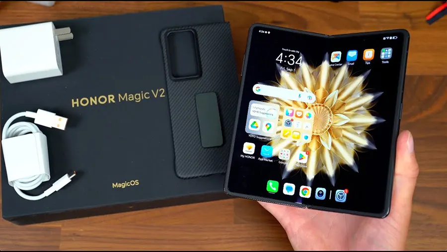 Honor Magic V2 здорово подешевел. Прайс на элитный складной телефон скинули все продавцы