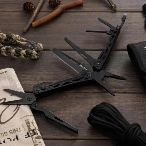 «Мне нравится, постоянно использую». Нашли топовый мультитул Xiaomi с десятком инструментов по мизерной цене