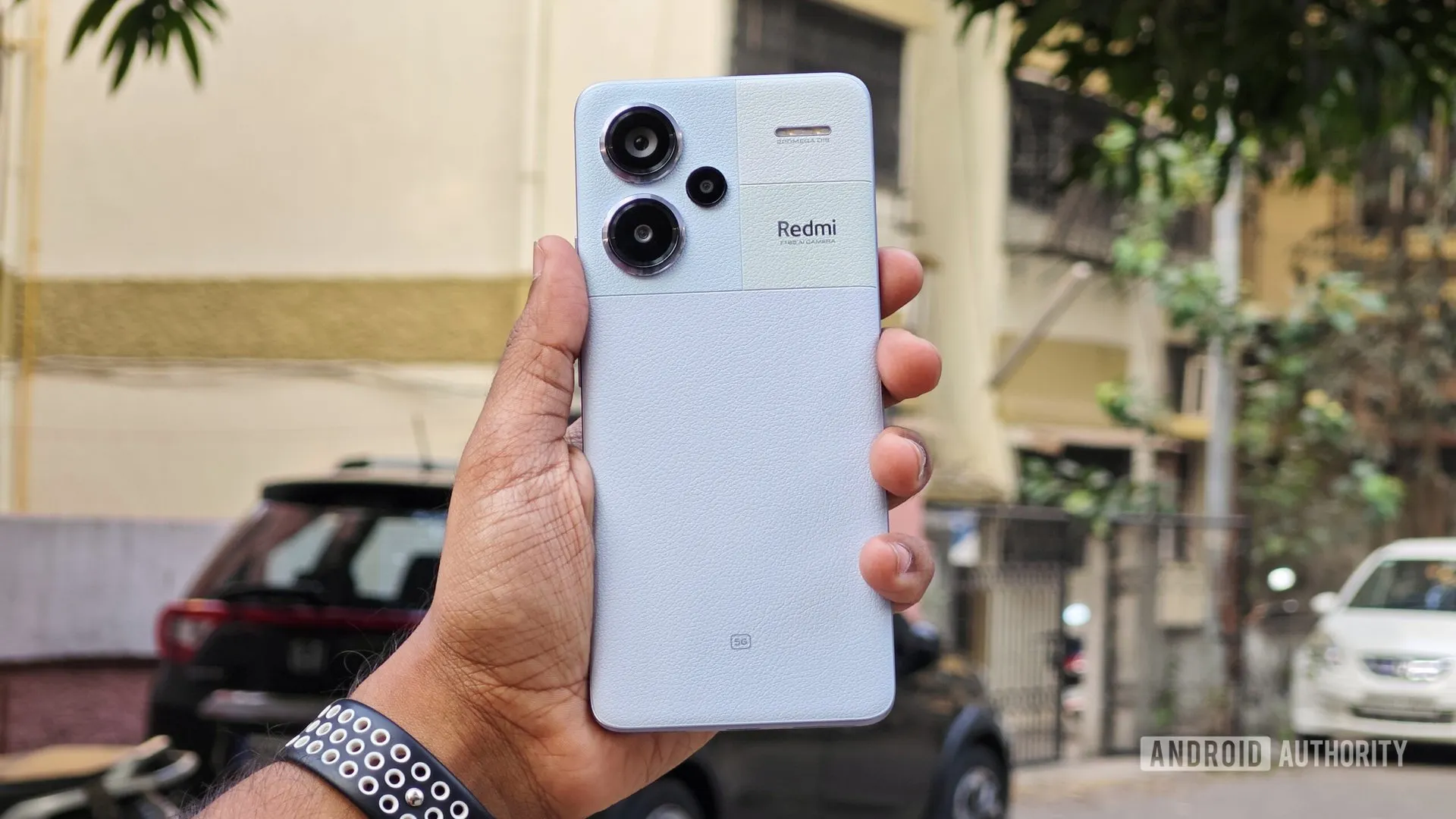 От топового Xiaomi Redmi избавляются на распродаже 11.11. Такой низкой цены давно не было