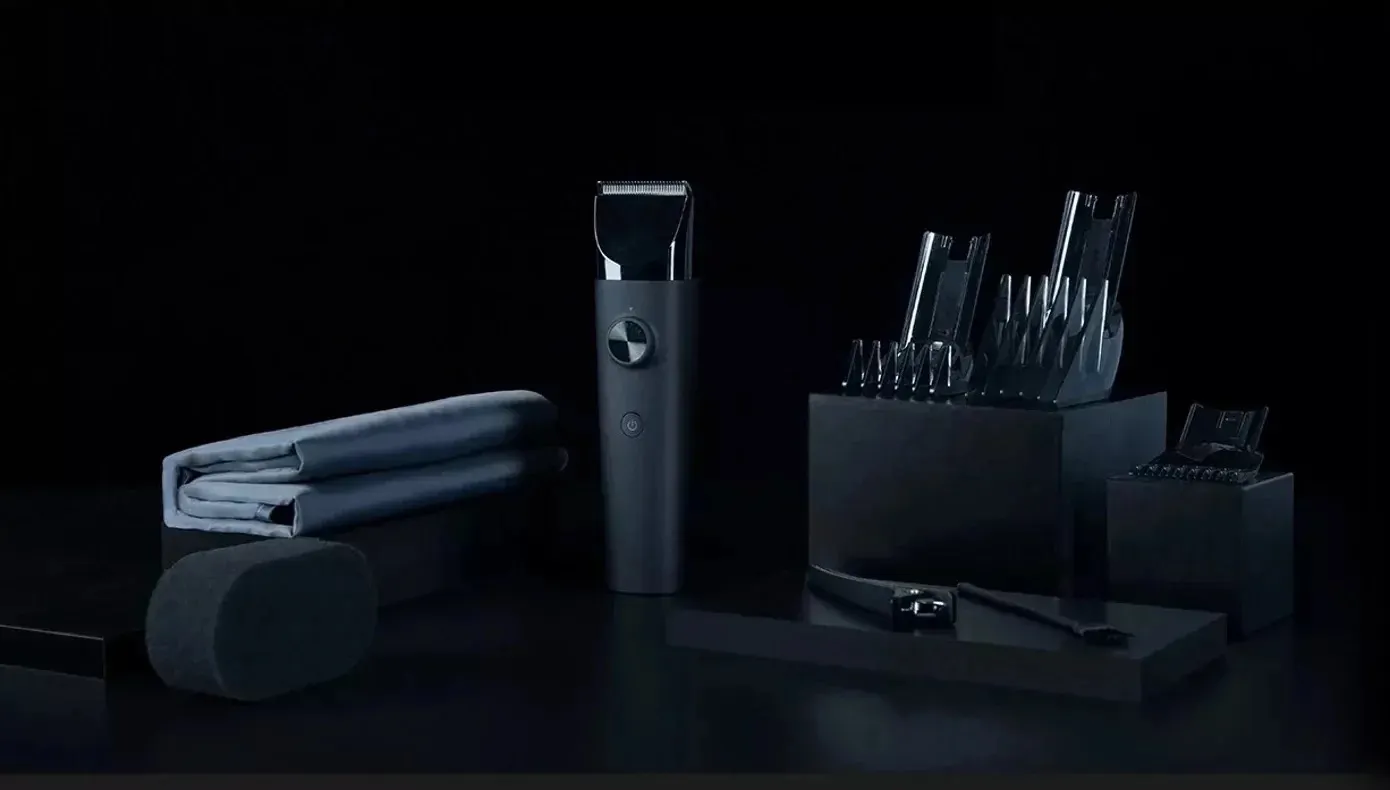 Нашли идеальную машинку для стрижки и бритья от Xiaomi. Сейчас её можно урвать дешевле 2 тысяч рублей