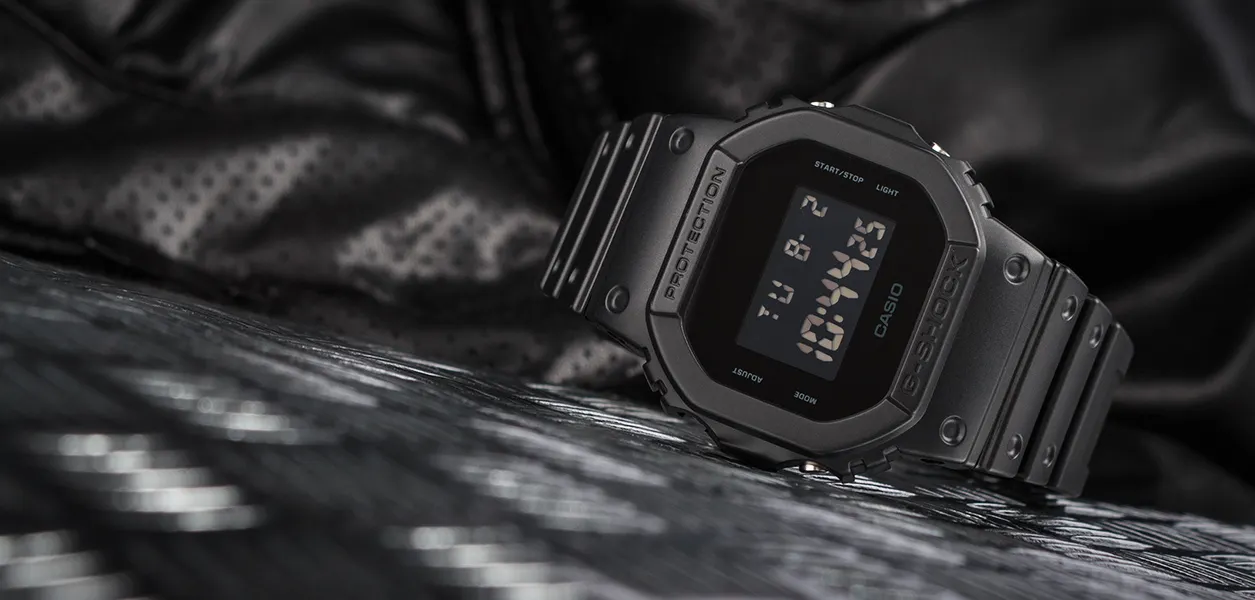 Легендарные часы Casio подешевели на Маркете. Это стильная модель с прочным корпусом и крутой автономностью