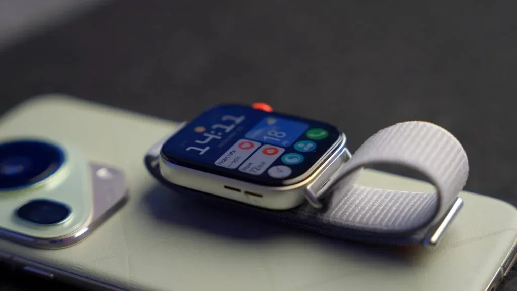 3 модели смарт-часов, которые точно топ за свои деньги. От хитовых Xiaomi до новейших Huawei