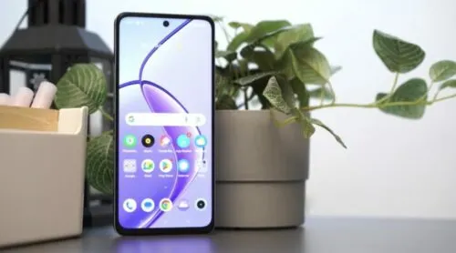 5 самых сбалансированных смартфонов с IPS-экранами. От легендарного Xiaomi Poco до новейшего Realme