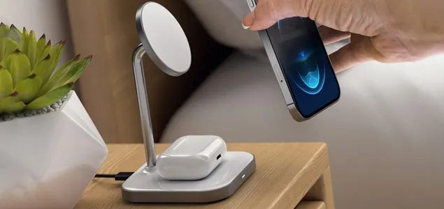 Хотите, чтобы батарея iPhone прожила как можно дольше? Забираем топовую зарядку Satechi с огромной скидкой