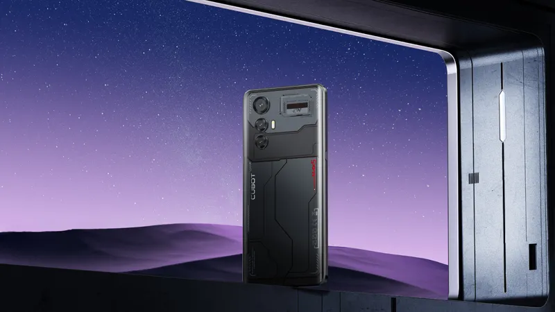 Неизвестный смартфон за 17 тысяч рублей уничтожает хит Xiaomi. В чем подвох?