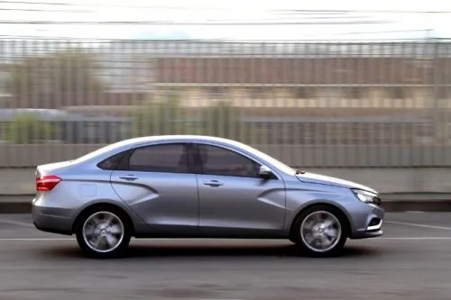 Все модели Lada Vesta можно купить со скидкой. АвтоВАЗ выкатил три предложения