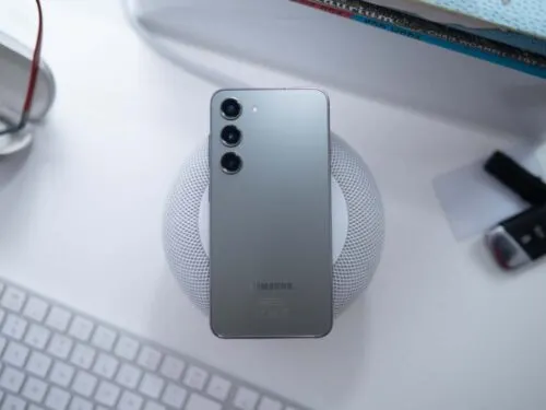 Легендарный Samsung Galaxy буквально рухнул в цене. Так дешево он еще не стоил