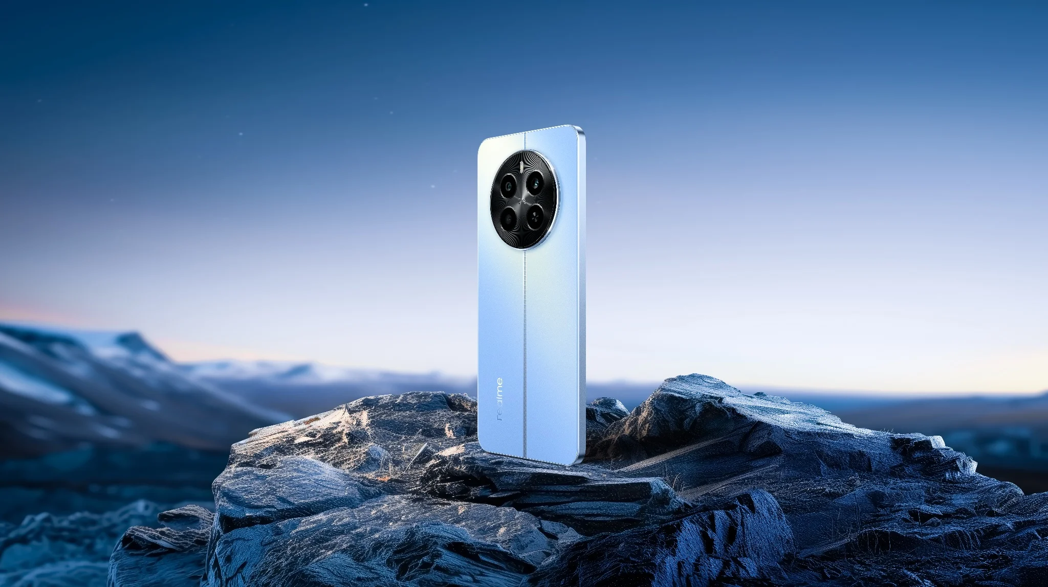 Realme 12 появился в России. Рассказываем, где взять его с максимальной скидкой