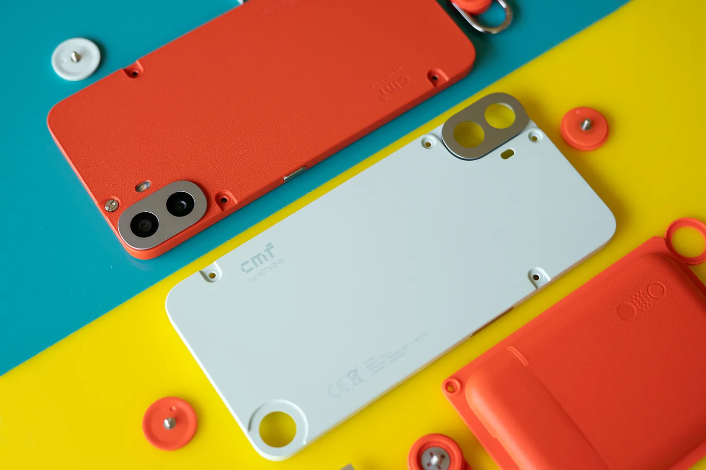 Уникальный CMF Phone 1 представили официально. Это смартфон-конструктор за 200 баксов