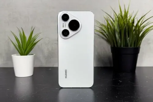 «Айфон курит в сторонке». Свежий фотофлагман Huawei подешевел на Маркете