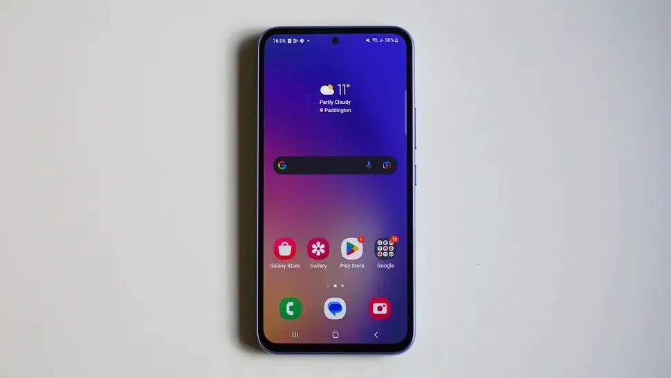Хитовый Samsung Galaxy отдают по возмутительно низкой цене. Его можно смело брать и в 2024 году
