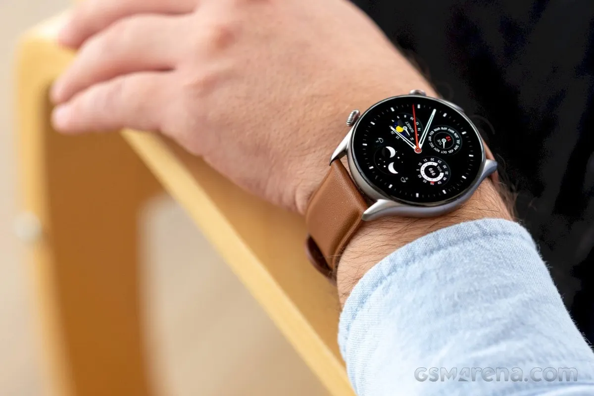 Amazfit GTR 3 Pro – лучшие смарт-часы до 10 тысяч рублей. Сейчас их можно купить еще дешевле