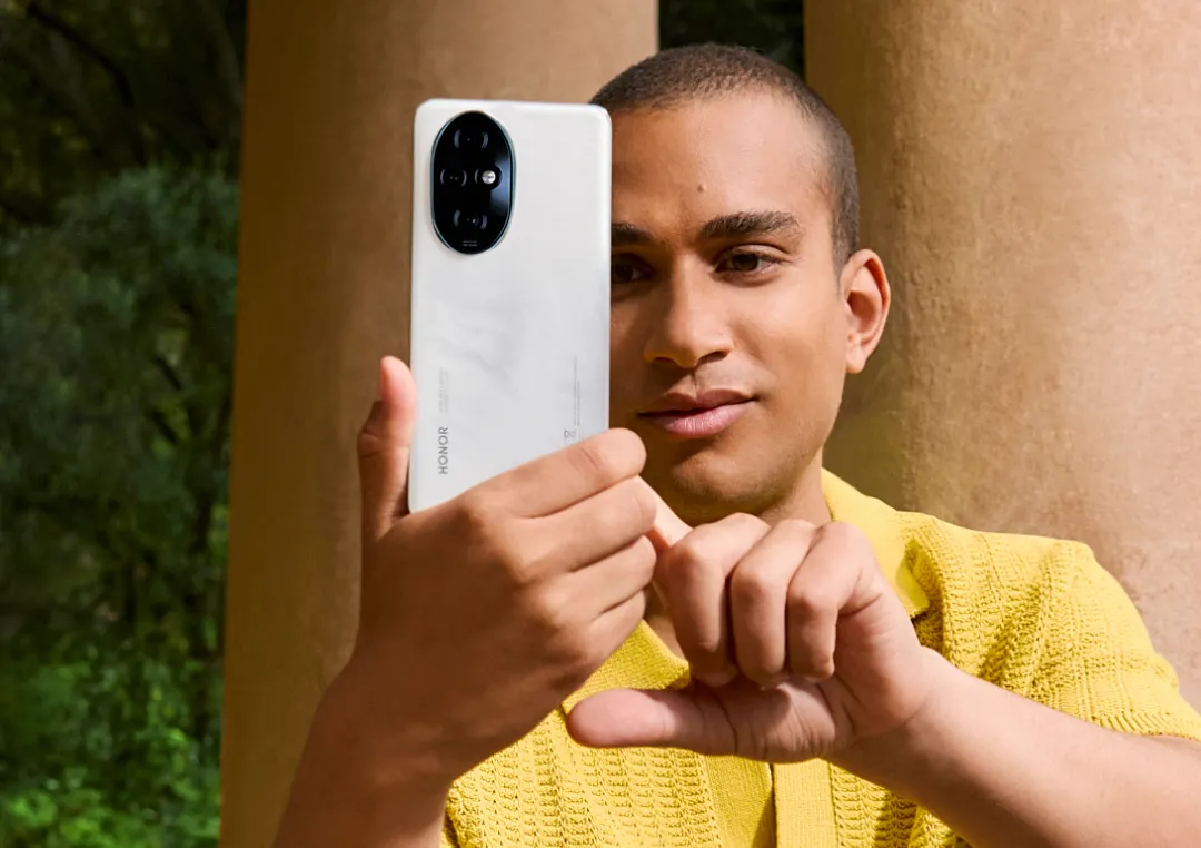 Honor 200 и 200 Pro появились в России. За предзаказ дают щедрый подарок