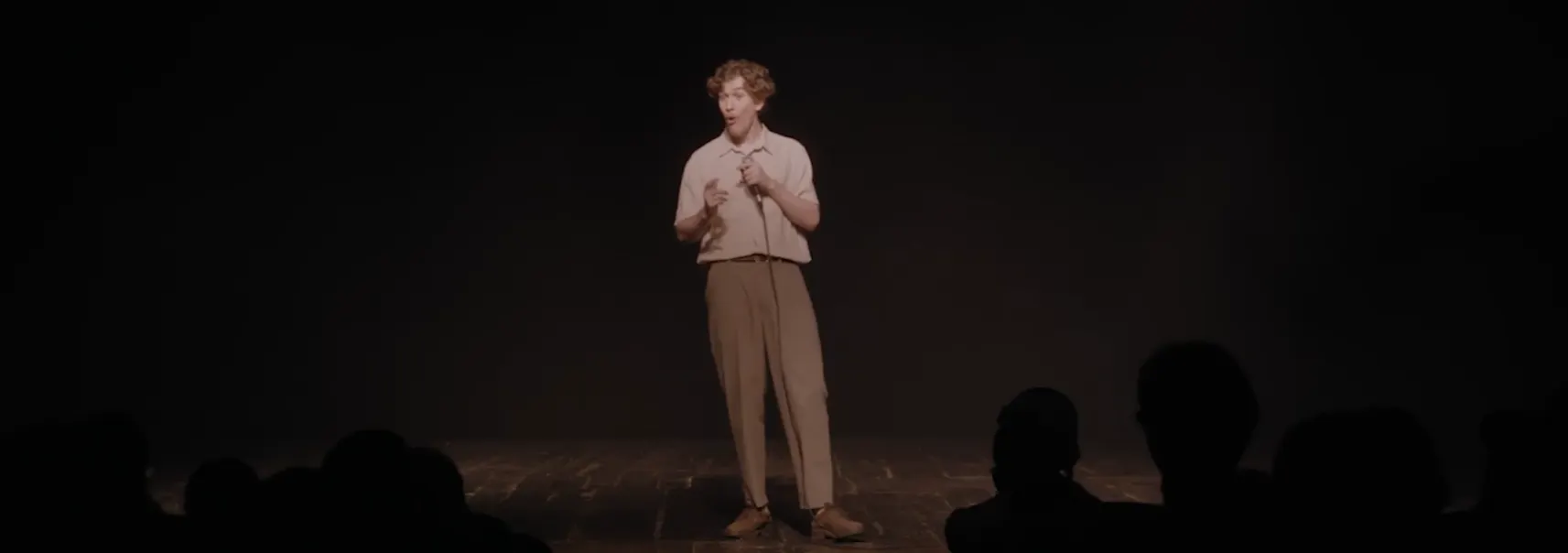 5 свежих и недооцененных концертов российских комиков. От звезд Stand-Up Club #1 до юмориста, который не прижился на ТНТ