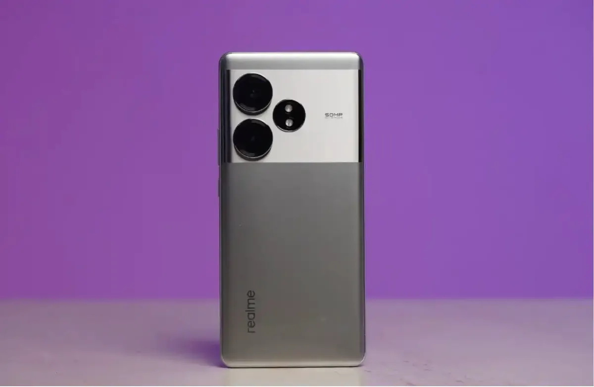 Realme GT 6T точно станет хитом. Смартфон уже появился в России — брать или нет?