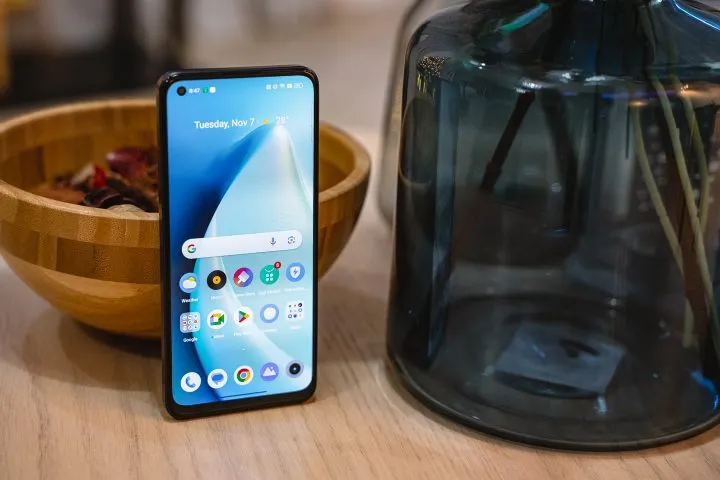 Об этом Realme все забыли, а зря. У него нет недостатков за свои деньги 