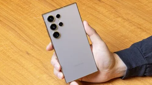 У топового Samsung Galaxy есть бюджетный клон, который ни в коем случае нельзя брать. И вот почему