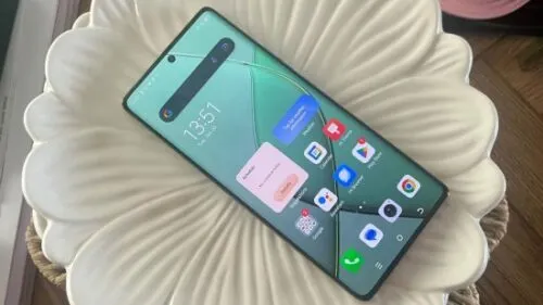 Вы видели, что Tecno предлагает всего за 18 тысяч рублей? Премиальный дизайн, 120-герцовый AMOLED-экран и крутую производительность