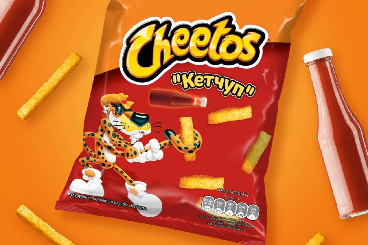 Клали ли пакетик кетчупа в пачку Cheetos? В интернете поругались из-за эффекта Манделы