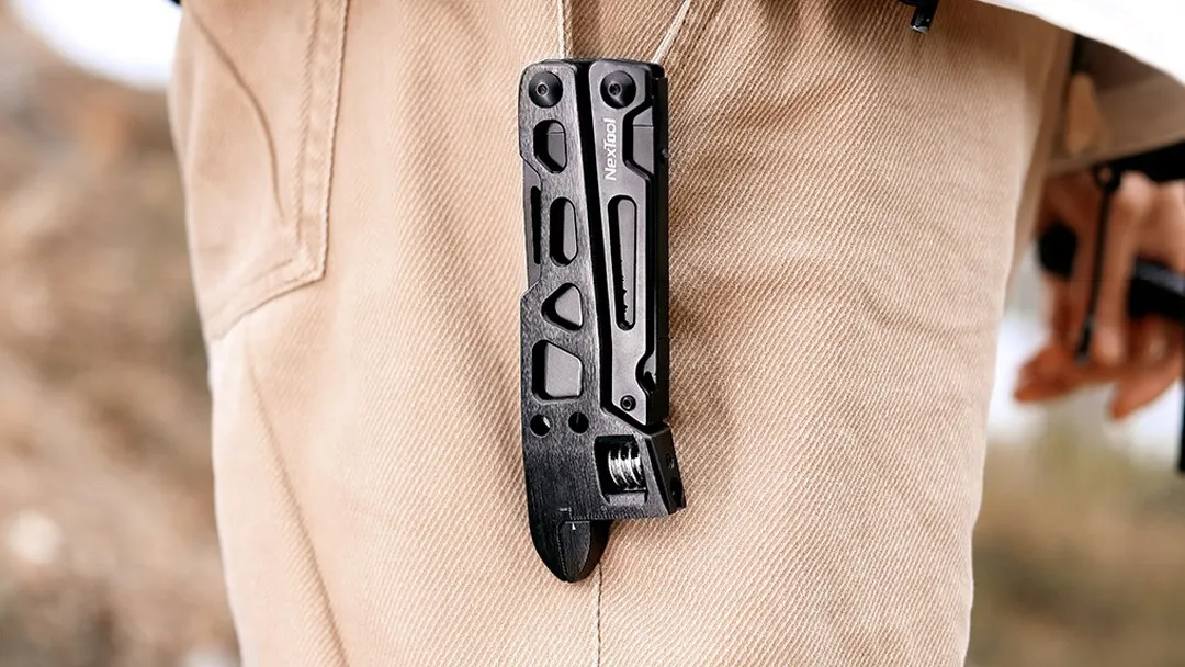 Ни один Leatherman так не может. Мощный мультитул Xiaomi с разводным ключом и кучей инструментов сливают за гроши