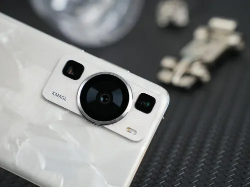 «Отличный смартфон с офигенной камерой». Забытый флагман Huawei обесценился на Маркете